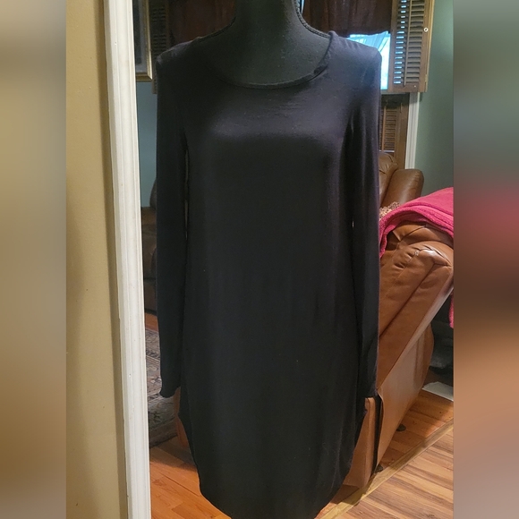Dividend H& M Black long Sleeve Casual Dress - Picture 2 of 8